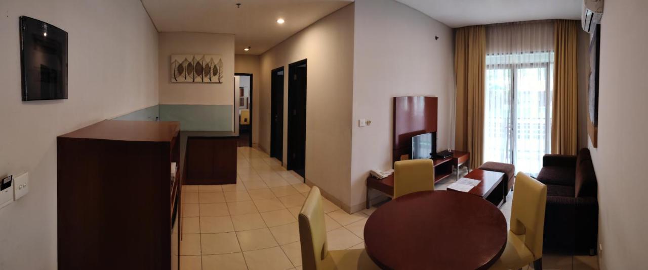 Grand Kuta Hotel And Residence Legian Exteriör bild