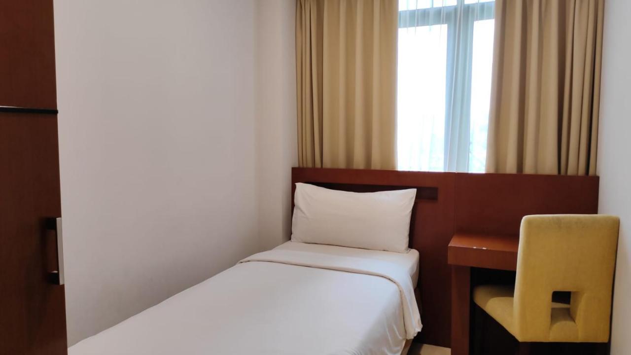 Grand Kuta Hotel And Residence Legian Exteriör bild