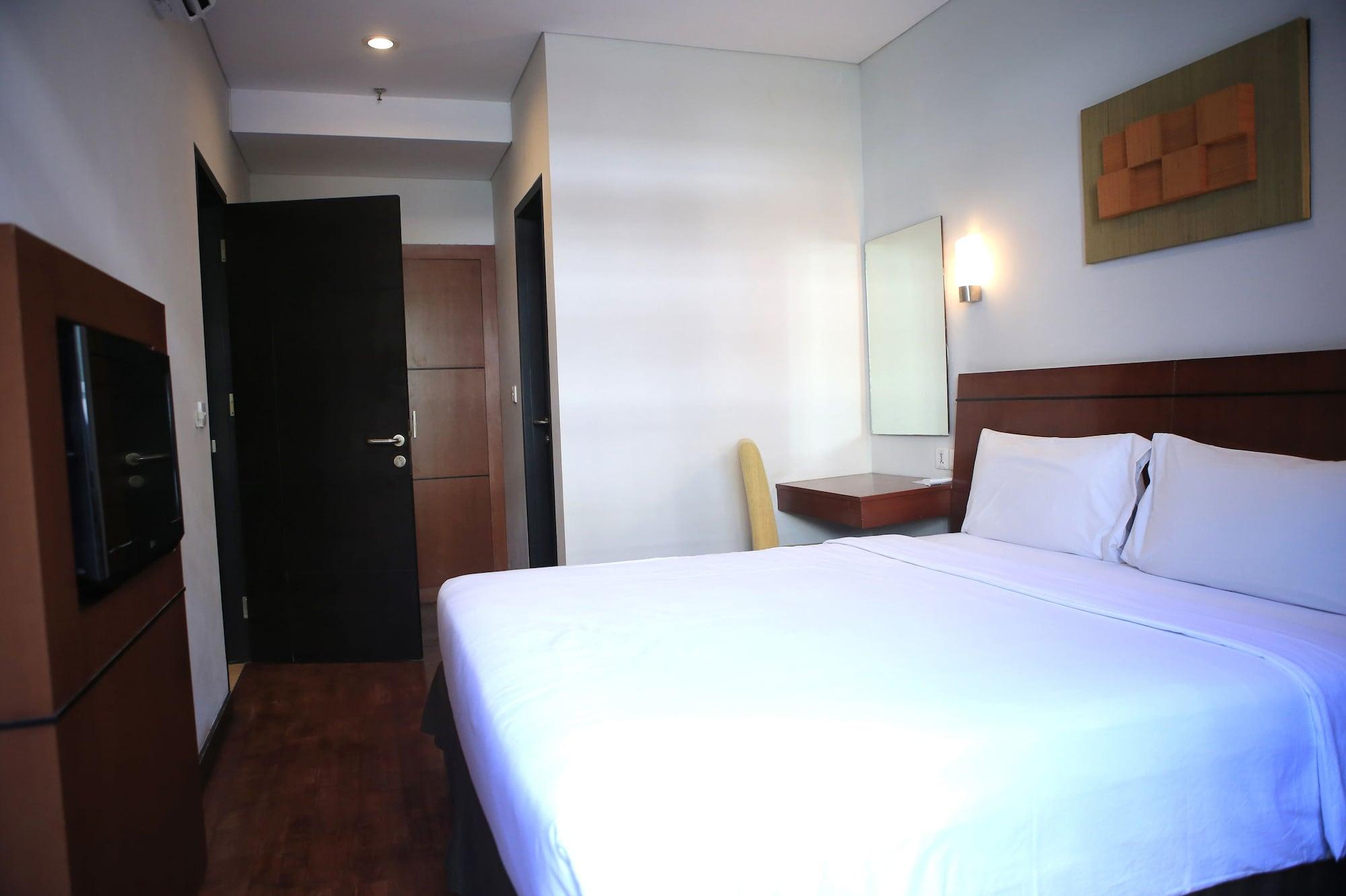 Grand Kuta Hotel And Residence Legian Exteriör bild