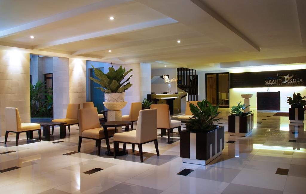 Grand Kuta Hotel And Residence Legian Exteriör bild