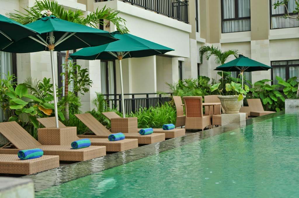 Grand Kuta Hotel And Residence Legian Exteriör bild